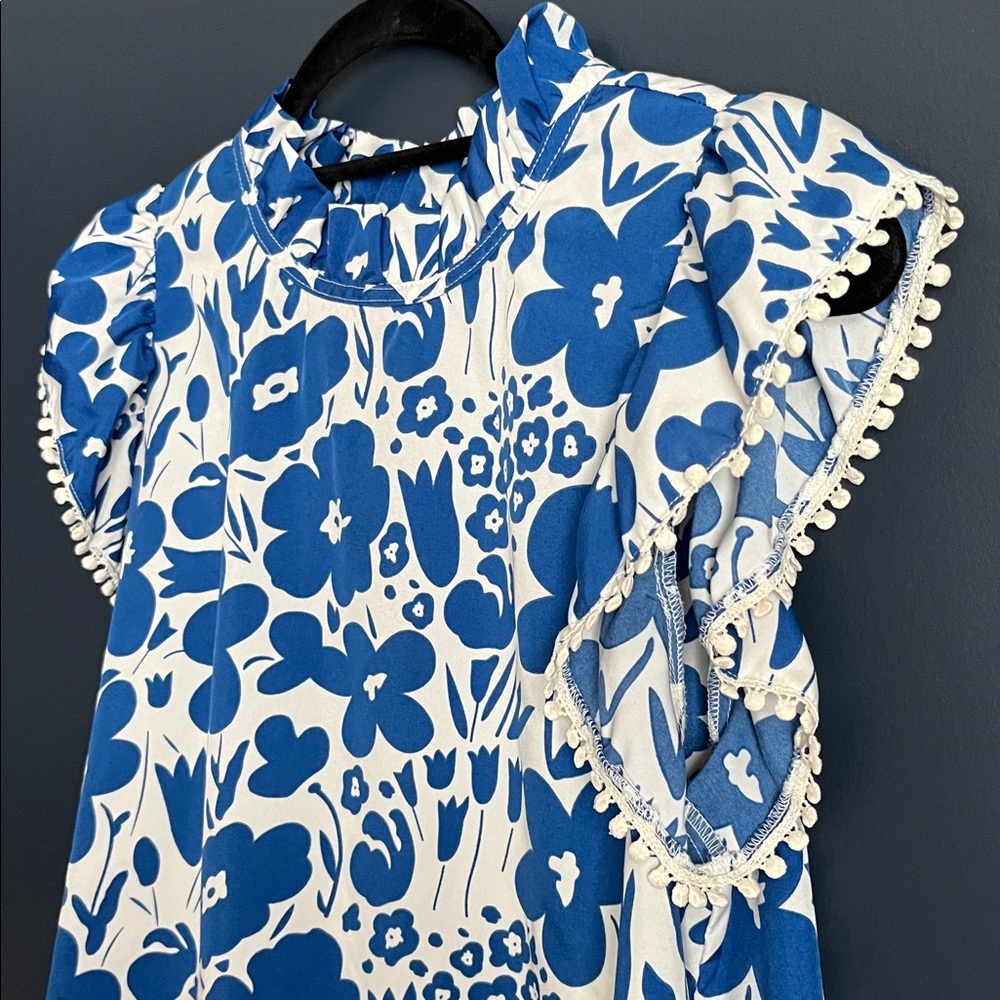 Women’s Blue Floral Ruffle Sleeve Top - Picture 10 of 16